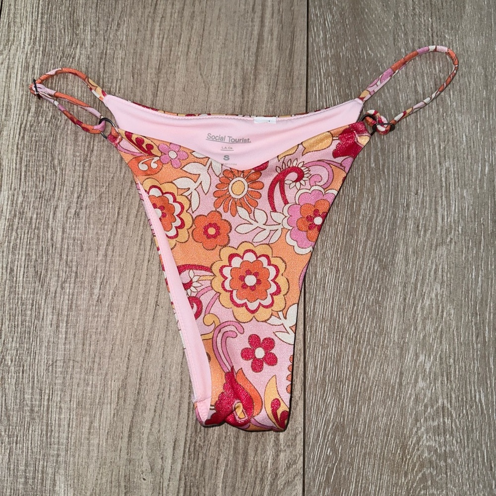 Hollister Social Tourist sparkly floral bikini bottoms